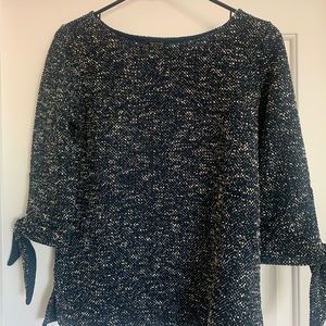 Anne Taylor blue top with tied sleeves size small